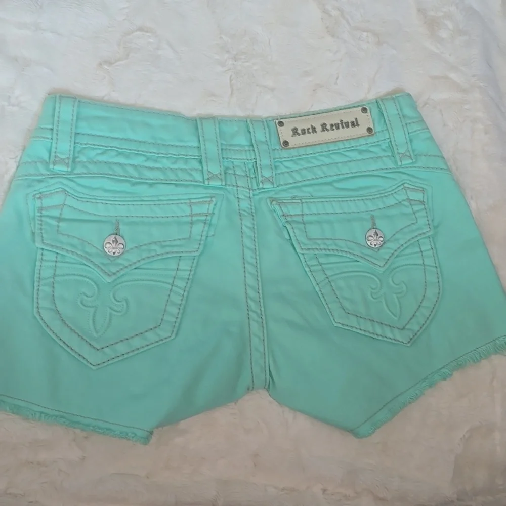 Rock Revival Women's Aqua Jean Shorts Size 28 Women's - Picture 5 of 8